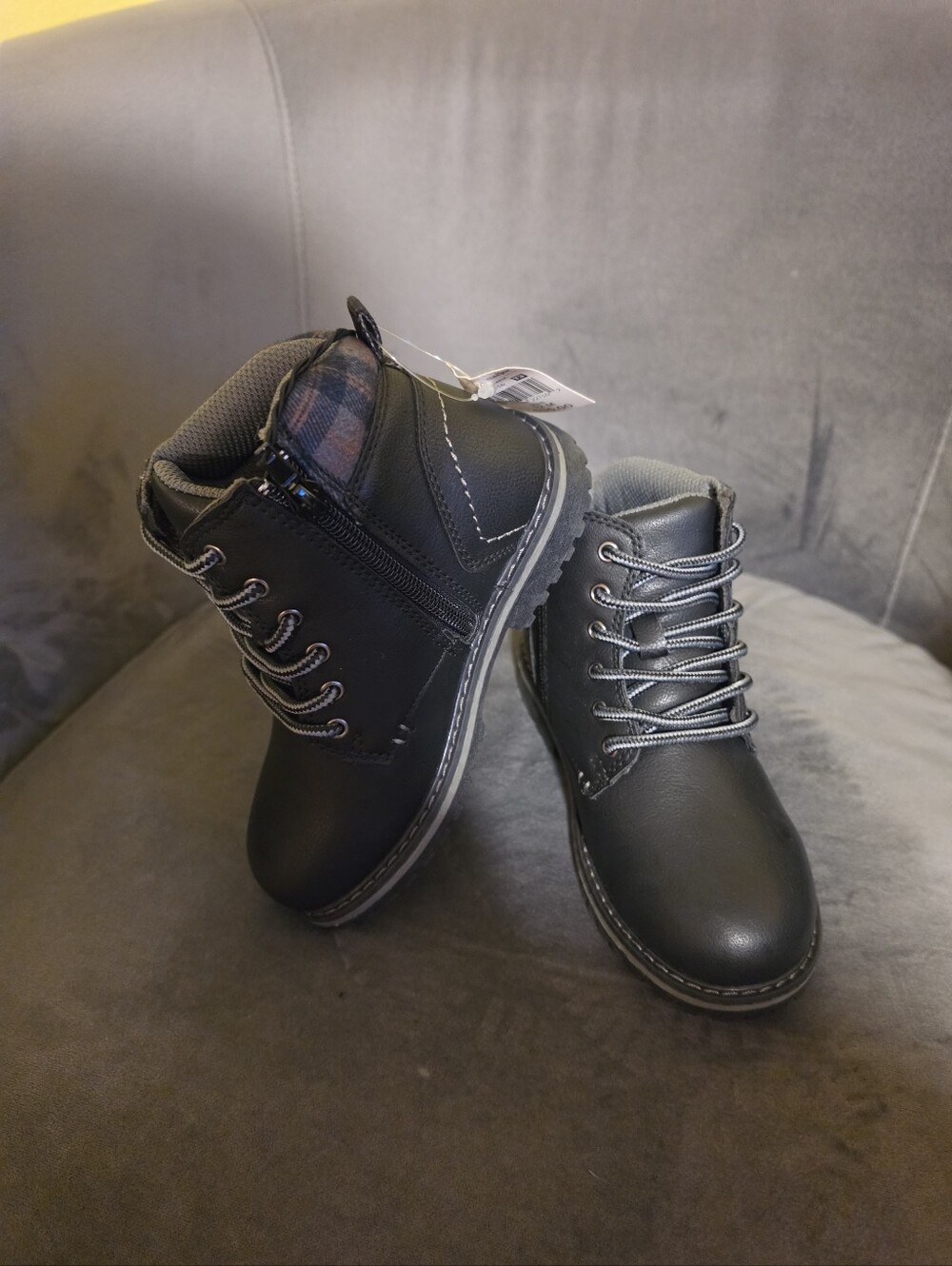 NWT Falls Creek Boys Size 12 Black Ankle Boots Side Zipper Plaid Trim Rugged